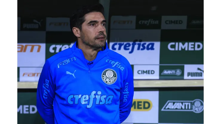 SP - SAO PAULO - 04/06/2023 - BRASILEIRO A 2023, PALMEIRAS X CORITIBA - Abel Ferreira tecnico do Palmeiras durante partida contra o Coritiba no estadio Arena Allianz Parque pelo campeonato BRASILEIRO A 2023. Foto: Ettore Chiereguini/AGIF
