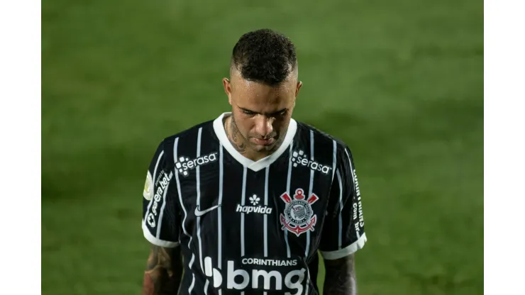 Foto: Diogo Reis/AGIF - Luan está afastado no Corinthians
