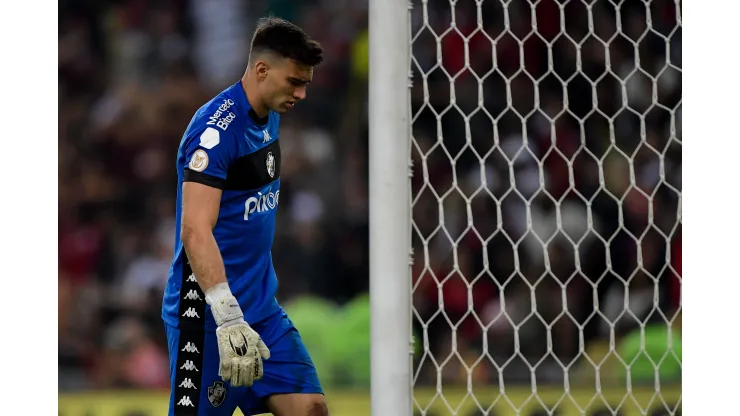 Thiago Ribeiro/AGIF- Léo Jardim, goleiro do Vasco
