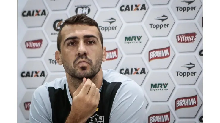 Foto: Thomas Santos/AGIF - Lucas Pratto pode voltar ao futebol brasileiro
