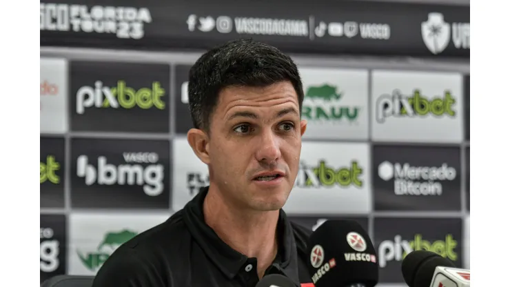 Foto: Thiago Ribeiro/AGIF - Barbieri se pronuncia sobre demissão no Vasco
