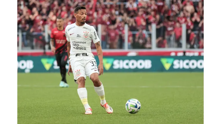 Foto: Robson Mafra/AGIF - Ruan Oliveira comenta sobre sequência no Corinthians.
