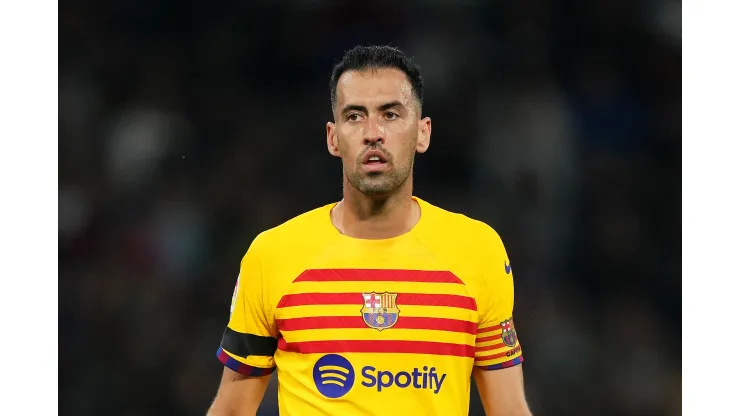 Alex Caparros/Getty Images- Sergio Busquets, ex-meia do Barcelona
