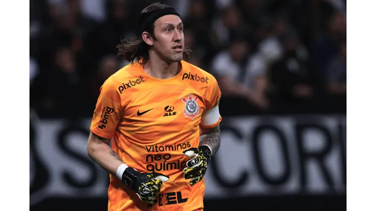 Foto: Ettore Chiereguini/AGIF - Cássio fala sobre importância de Luxemburgo no momento do Corinthians.
