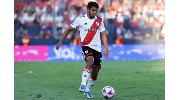 Photo by Daniel Jayo/Getty Images - Vasco acerta com Robert Rojas
