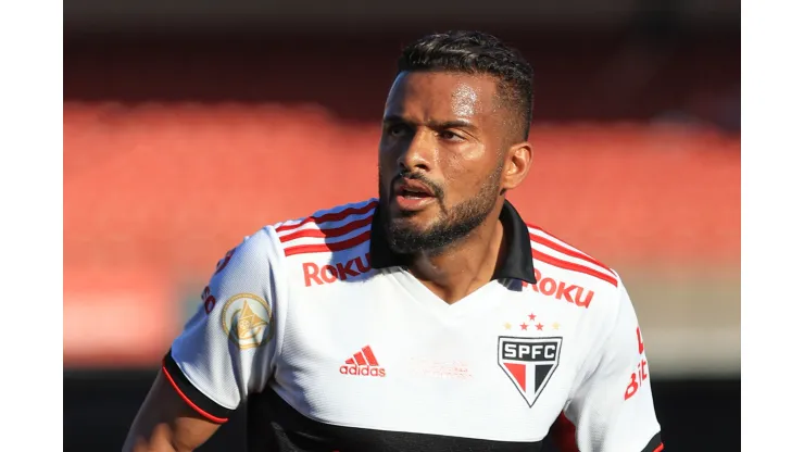 Foto: Marcello Zambrana/AGIF - Reinaldo entrou com uma ação na CBF contra o São Paulo
