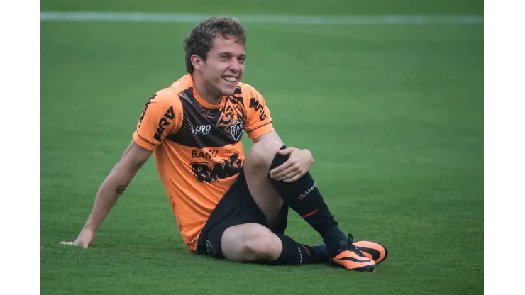 Foto: Fernando Soutello/AGIF - Bernard interessa a rival do Atlético no Brasileirão
