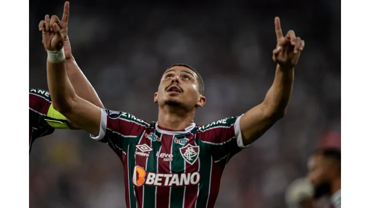 RJ - RIO DE JANEIRO - 24/08/2023 - LIBERTADORES 2023, FLUMINENSE X OLIMPIA - Andre jogador do Fluminense comemora seu gol durante partida contra o Olimpia no estadio Maracana pelo campeonato Libertadores 2023. Foto: Thiago Ribeiro/AGIF
