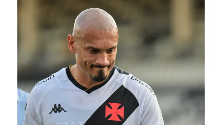 Foto: Thiago Ribeiro/AGIF - Maicon vai tentando se firmar no Vasco.
