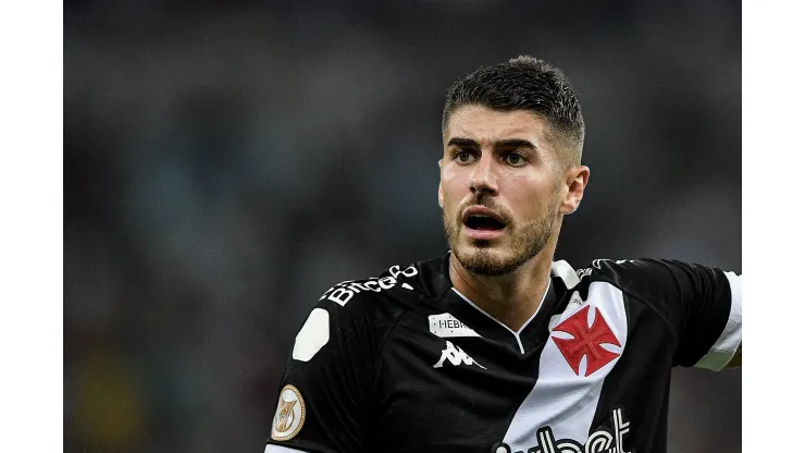 RJ - RIO DE JANEIRO - 06/05/2023 - BRASILEIRO A 2023, FLUMINENSE X VASCO - Pedro Raul jogador do Vasco durante partida contra o Fluminense no estadio Maracana pelo campeonato BRASILEIRO A 2023. Foto: Thiago Ribeiro/AGIF
