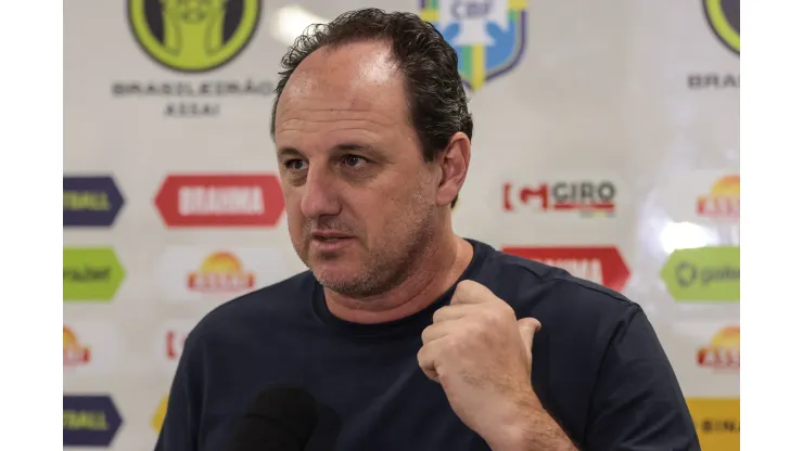 PR - CURITIBA - 14/09/2023 - BRASILEIRO A 2023, CORITIBA X BAHIA - Rogerio Ceni tecnico do Bahia durante entrevista antes da partida contra o Coritiba no estadio Couto Pereira pelo campeonato Brasileiro A 2023. Foto: Robson Mafra/AGIF
