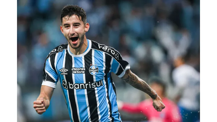 Foto: Maxi Franzoi/AGIF - Dirigente se pronuncia sobre situação de Villasanti no Grêmio
