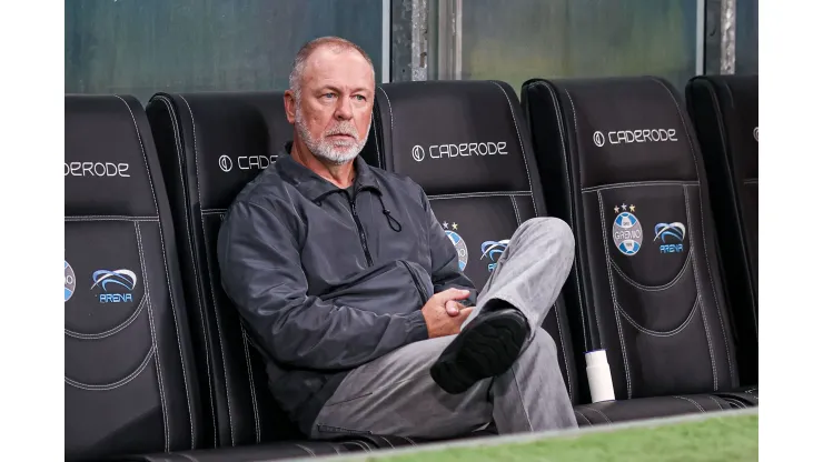 Foto: Maxi Franzoi/AGIF - Mano Menezes mostra incômodo com situação no Corinthians.
