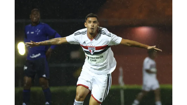 Foto: Nilton Fukuda/Saopaulofc.net - Talles Wander deve receber oportunidades no São Paulo em 2024
