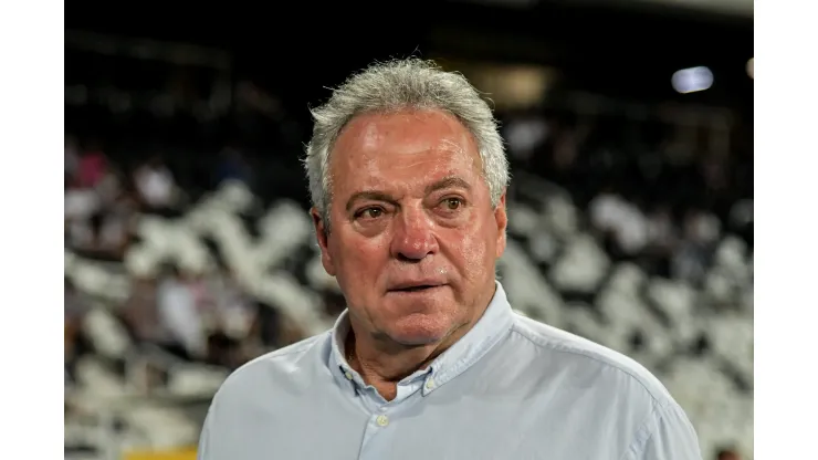 RJ - Rio de Janeiro - 21/03/2022 - CARIOCA 2022, BOTAFOGO X FLUMINENSE - Abel Braga tecnico do Fluminense durante partida contra o Botafogo no estadio Engenhao pelo campeonato Carioca 2022. Foto: Thiago Ribeiro/AGIF
