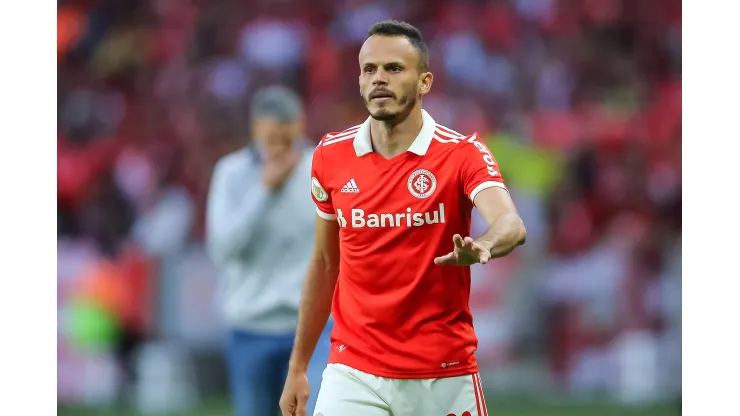 RS - Porto Alegre - 17/04/2022 - BRASILEIRO A 2022, INTERNACIONAL X FORTALEZA - Rene jogador do Internacional durante partida contra o Fortaleza no estadio Beira-Rio pelo campeonato Brasileiro A 2022. Foto: Pedro H. Tesch/AGIF
