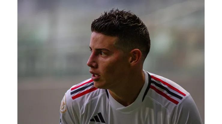 James Rodriguez durante partida contra o América-MG pelo campeonato Brasileiro 2023. Foto: Fernando Moreno/AGIF
