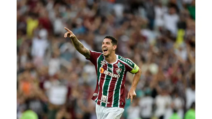 Nino comemorando pelo Fluminense - Foto: Thiago Ribeiro/AGIF
