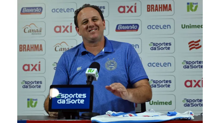 BA - SALVADOR - 11/09/2023 - APRESENTACAO ROGERIO CENI - Rogerio Ceni, tecnico do Bahia, durante entrevista coletiva de imprensa na Arena Fonte Nova. Foto: Walmir Cirne/AGIF
