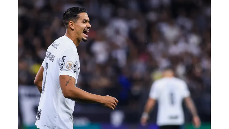  Lucas Verissimo jogador do Corinthians durante partida contra o Flamengo no estadio Arena Corinthians pelo campeonato Brasileiro A 2023. Foto: Marcello Zambrana/AGIF
