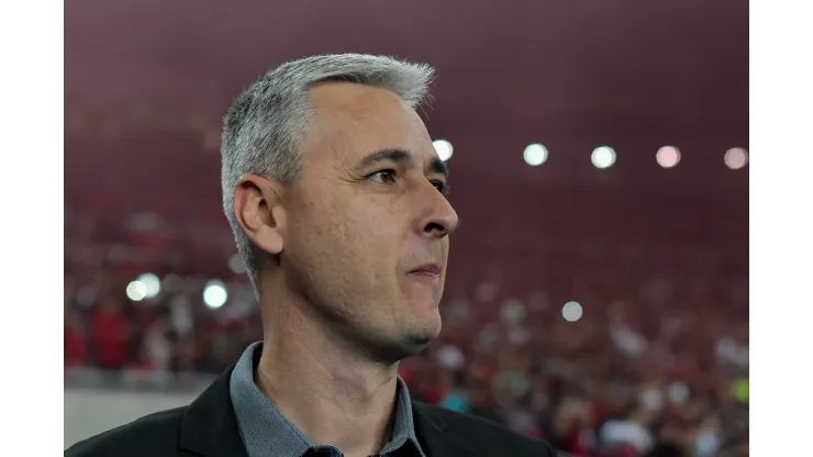 Tiago Nunes tecnico no Athletico-PR durante partida contra o Flamengo no estadio Maracana pelo campeonato Copa do Brasil 2019. Foto: Thiago Ribeiro/AGIF
