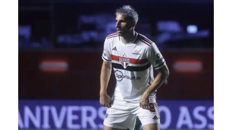 Calleri jogador do Sao Paulo durante partida contra o Coritiba no estadio Morumbi pelo campeonato Brasileiro A 2023. Foto: Marcello Zambrana/AGIF
