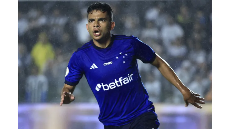 Foto: Marcello Zambrana/AGIF - Corinthians tem interesse na contratação de Bruno Rodrigues.
