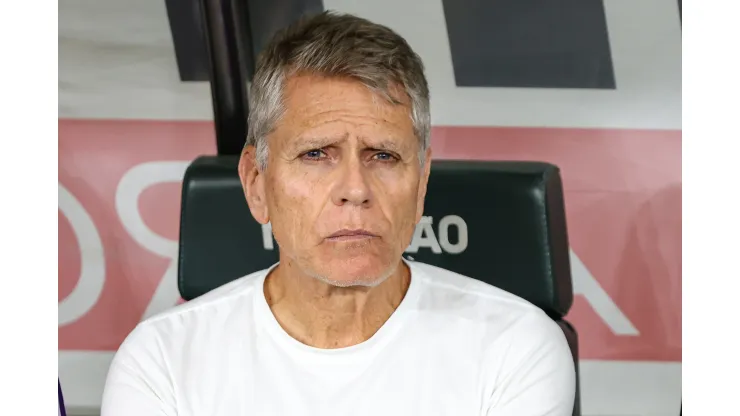  Paulo Autuori tecnico do Cruzeiro durante partida contra o Athletico-PR no estadio Mineirao pelo campeonato Brasileiro A 2023. Foto: Gilson Lobo/AGIF
