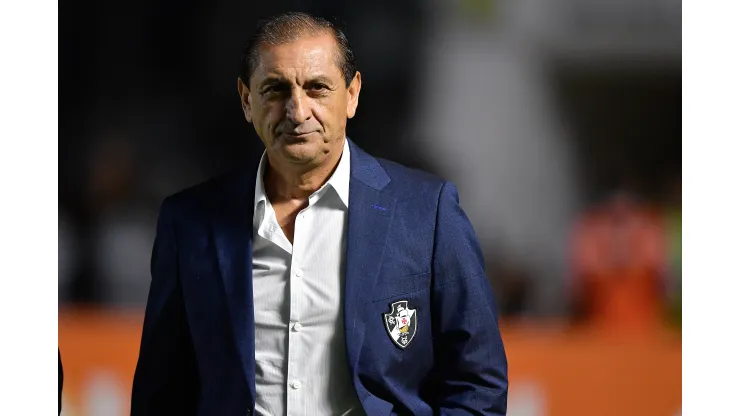 Ramon Diaz tecnico do Vasco durante partida contra o Botafogo no estadio Sao Januario pelo campeonato Brasileiro A 2023. Foto: Thiago Ribeiro/AGIF
