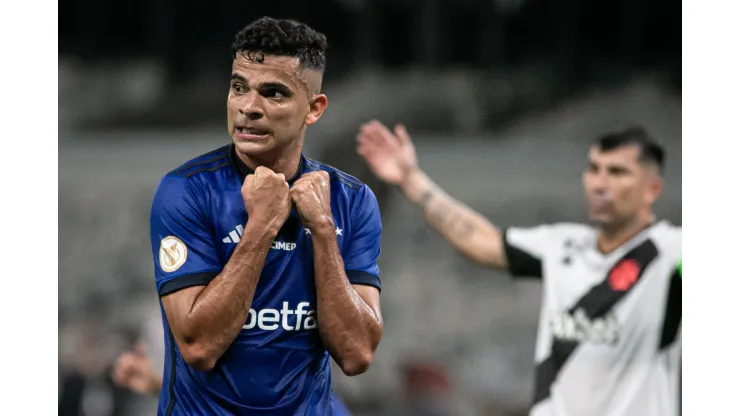 Foto: Fernando Moreno/AGIF - Bruno Rodrigues em partida pelo Cruzeiro no Campeonato Brasileiro
