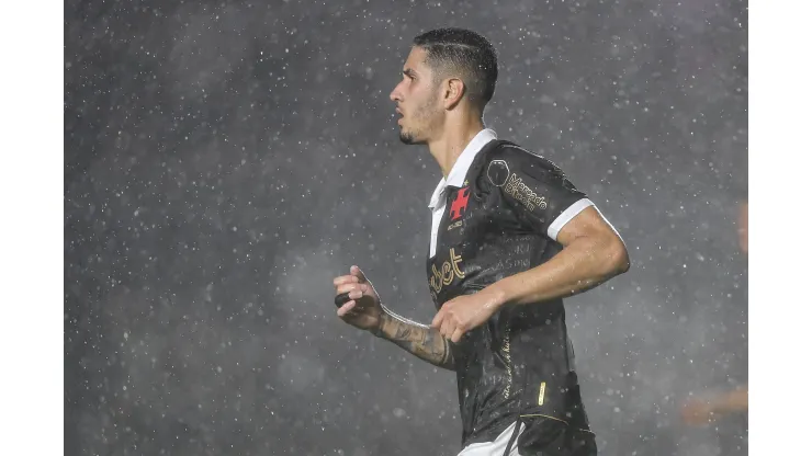 Foto: Thiago Ribeiro/AGIF - Vasco toma atitude em ralação a Praxedes.
