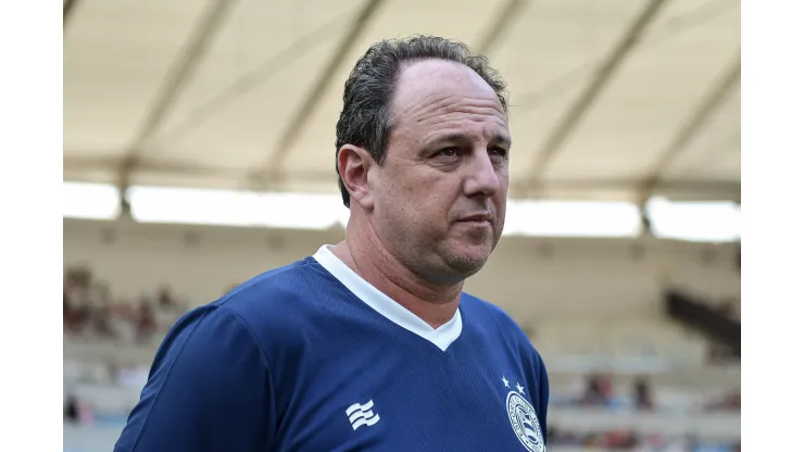 Rogerio Ceni técnico do Bahia durante partida contra o Flamengo no estadio Maracana pelo campeonato Brasileiro A 2023.  Foto: Thiago Ribeiro/AGIF
