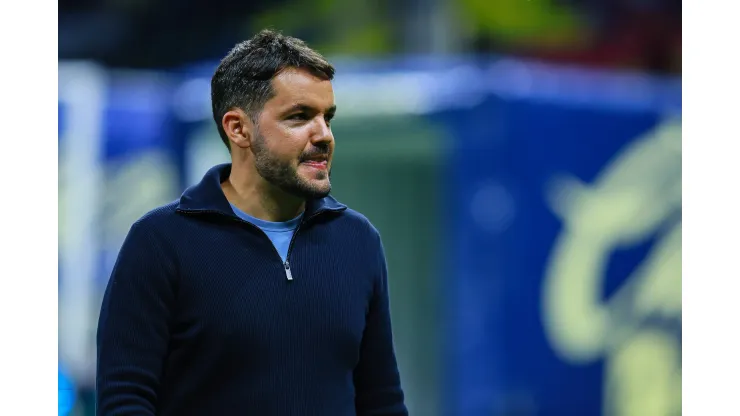 Nicólas Larcamón, técnico do Cruzeiro. Foto:Manuel Velasquez/Getty Images)
