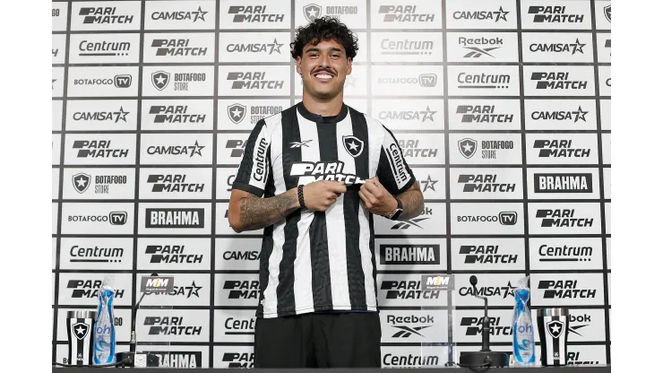 Foto: Vitor Silva/Botafogo - Valores de Lucas Halter vem à tona.
