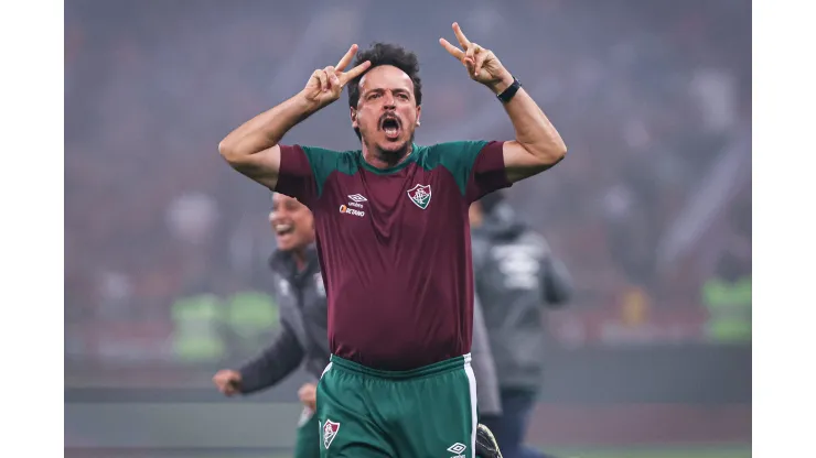 Fernando Diniz tecnico do Fluminense durante partida contra o Internacional no estadio Beira-Rio pelo campeonato Libertadores 2023. Maxi Franzoi/AGIF
