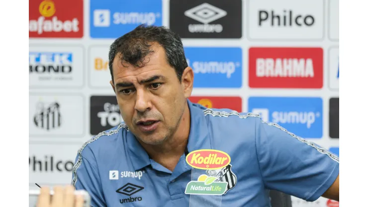 Fabio Carille, tecnico do Santos, da entrevista apos a derrota por 3 a 0 para o  Juventude, no Estadio Alfredo Jaconi, pelo Campeonato Brasileiro A de 2021. Luiz Erbes/AGIF
