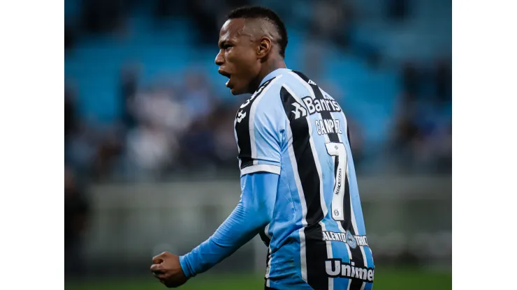 RS - Porto Alegre - 09/08/2022 - BRASILEIRO B 2022, GREMIO X OPERARIO - Campaz jogador do Gremio comemora seu gol durante partida contra o Operario no estadio Arena do Gremio pelo campeonato Brasileiro B 2022. Foto: Maxi Franzoi/AGIF
