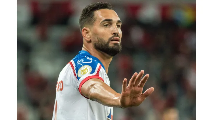 Foto: Robson Mafra/AGIF - Gilberto rescinde contrato com o Bahia.
