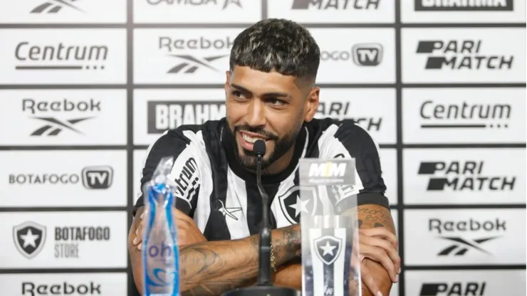 Botafogo contrata o  'sangue quente', Alexander Barboza: "Não gosto de perder". Vítor Silva/Botafogo
