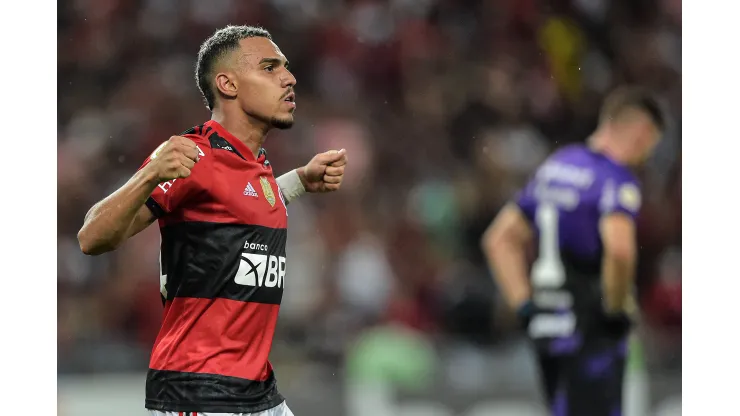 Foto: Thiago Ribeiro/AGIF - Situação de Matheuzinho é atualizada.
