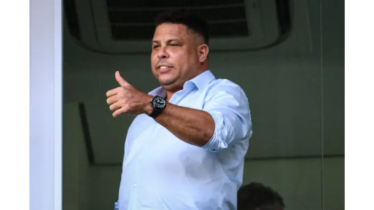 Ronaldo Fenomeno  antes da partida contra o URT no estadio Independencia pelo campeonato Mineiro 2022. Fernando Moreno/AGIF
