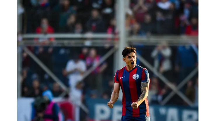 San Lorenzo toma decisão sobre Adam Bareiro e avisa ao Athletico. Foto: Marcelo Endelli/Getty Images
