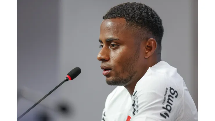 Foto: Marcello Zambrana/AGIF - Diego Palacios tem situação atualizada no Corinthians.
