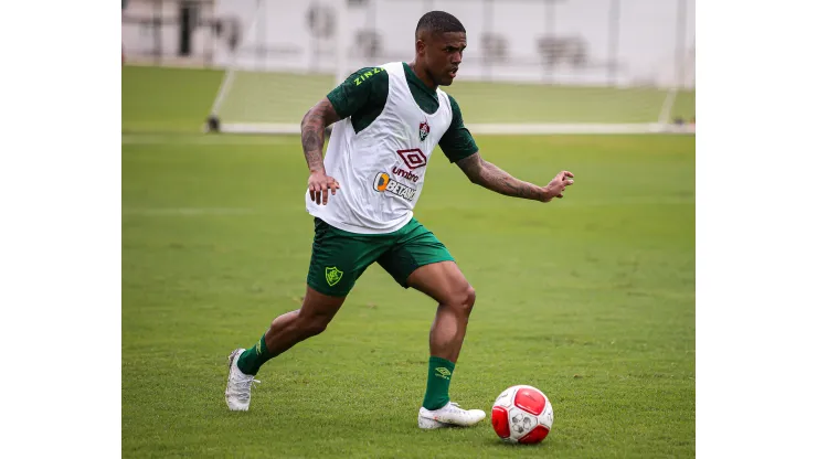 FOTO: MARCELO GONÇALVES / FLUMINENSE F.C - Diniz fala sobre Douglas Costa.
