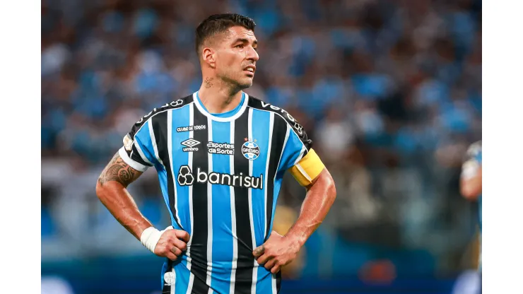 Luis Suarez no Grêmio durante partida contra o Vasco no estadio Arena do Gremio pelo campeonato Brasileiro A 2023. Foto: Maxi Franzoi/AGIF
