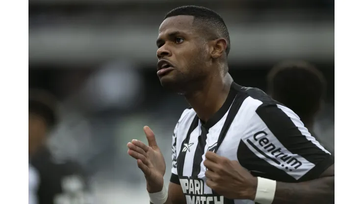 Júnior Santos interessa ao Grêmio. Foto: Jorge Rodrigues/AGIF
