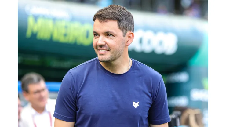 Nicolás Larcamón, técnico do Cruzeiro. Foto: Gilson Lobo/AGIF
