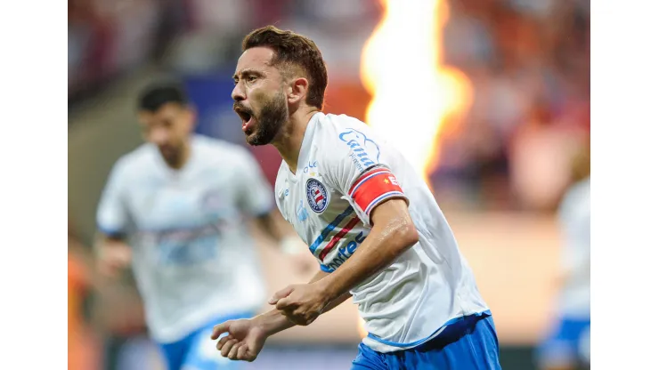 Com Everton Ribeiro batendo recordes, o Bahia enfrenta dúvidas na escalação contra o América-RN. Jhony Pinho/AGIF
