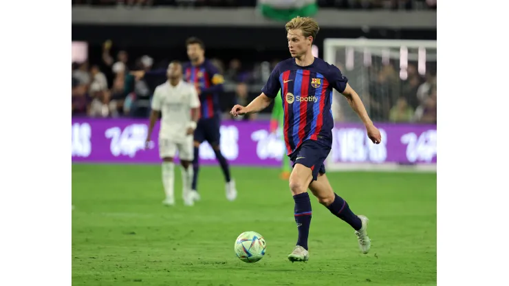 De Jong, um dos melhores meia do mundo, defende o Barcelona - Foto: Ethan Miller/Getty Images
