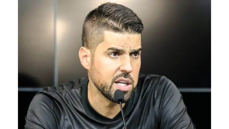 Antonio Oliveira  durante entrevista coletiva apos a partida contra o Criciuma no estadio Couto Pereira pelo campeonato Copa do Brasil 2023. Foto: Robson Mafra/AGIF
